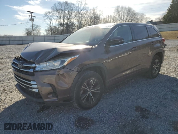 2018 Toyota Highlander LE with VIN 5TDZZRFH6JS288376, listed as a Copart auction lot 43353975 with 93,706 mi miles and Non repairable. Bid and sale history available at DreamBid. Image 1.