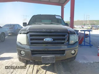 2010 Ford Expedition Max Limited z VIN 1FMJK2A5XAEB49133, wystawiony jako IAAI lot #42300919 z przebiegiem Nie podano mil oraz . Historia ofert i sprzedaży dostępna na DreamBid. Obrazek 12.