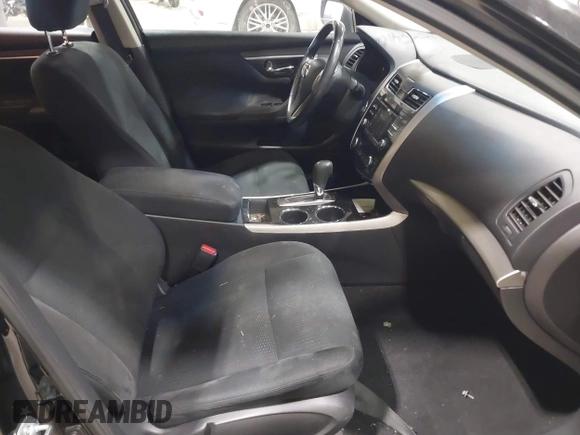 2014 Nissan Altima 2.5 S with VIN 1N4AL3AP4EC279831, listed as a IAAI auction lot 41863218 with 155,410 mi miles. Bid and sale history available at carsss.com. Image 5.