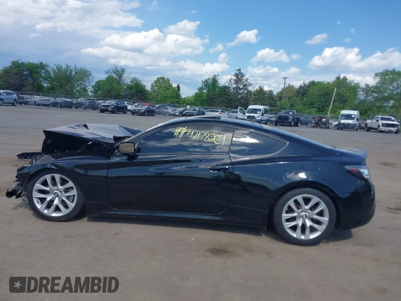2013 Hyundai Genesis Coupe Premium z VIN KMHHT6KD5DU105396, wystawiony jako IAAI lot #42178264 z przebiegiem 95 548 mil mil oraz . Historia ofert i sprzedaży dostępna na DreamBid. Obrazek 13.