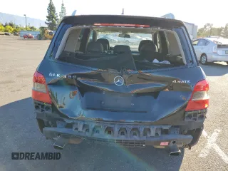 2010 Mercedes-Benz GLK 350 with VIN WDCGG8HB8AF329973, listed as a Copart auction lot 68148024 with 143,503 mi miles and Salvage Title. Bid and sale history available at DreamBid. Image 6.
