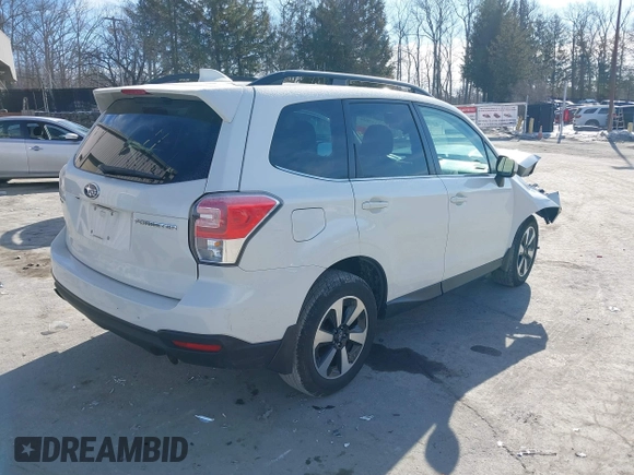 2018 Subaru Forester Limited with VIN JF2SJAJC2JH535484, listed as a IAAI auction lot 41587820 with 91,917 mi miles. Bid and sale history available at carsss.com. Image 4.
