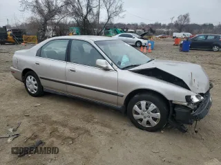 1997 Honda Accord LX with VIN 1HGCD5637VA086619, listed as a Copart auction lot 49248925 with 260,386 mi miles and Salvage Title. Bid and sale history available at carsss.com. Image 4.