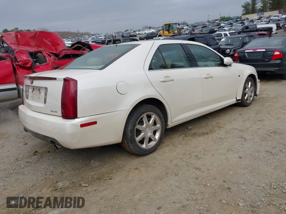 2005 Cadillac STS z VIN 1G6DW677250198015, wystawiony jako IAAI lot #41543304 z przebiegiem 160 000 mil mil oraz . Historia ofert i sprzedaży dostępna na DreamBid. Obrazek 4.