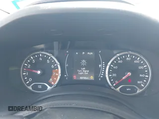 2020 Jeep Renegade Altitude with VIN ZACNJABB8LPL11534, listed as a IAAI auction lot 41855886 with 69,796 mi miles and . Bid and sale history available at DreamBid. Image 7.