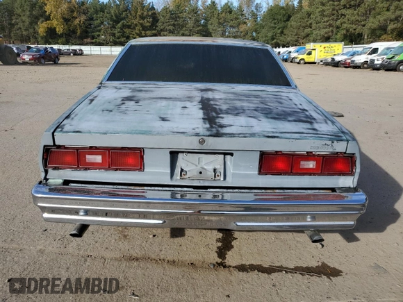 1977 Chevrolet Impala с VIN IL69U7J272968, выставлен на аукционе Copart как лот 75909154 с пробегом Не указан миль и Списание • Salvage title. История ставок и продаж доступна на DreamBid. Изображение 6.