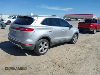 2017 Lincoln MKC Premiere with VIN 5LMCJ1C92HUL15471, listed as a IAAI auction lot 41875811 with 160,287 mi miles and . Bid and sale history available at DreamBid. Image 4.