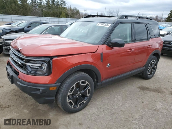2023 Ford Bronco Sport Outer Banks z VIN 3FMCR9C68PRD33978, wystawiony jako Copart lot #51992395 z przebiegiem 37 133 mil mil oraz Czysty tytuł • Clean title. Historia ofert i sprzedaży dostępna na DreamBid. Obrazek 1.