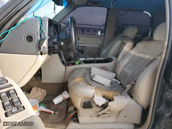 2002 Chevrolet Tahoe LT with VIN 1GNEK13Z02R285658, listed as a Copart auction lot 43216905 with 266,656 mi miles and Salvage Title. Bid and sale history available at carsss.com. Image 7.