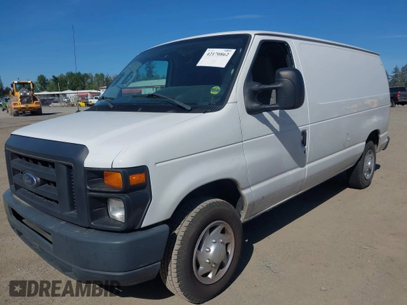 2013 Ford Econoline Cargo Commercial z VIN 1FTNE1EW5DDB12110, wystawiony jako IAAI lot #42170862 z przebiegiem 118 679 mil mil oraz . Historia ofert i sprzedaży dostępna na DreamBid. Obrazek 2.
