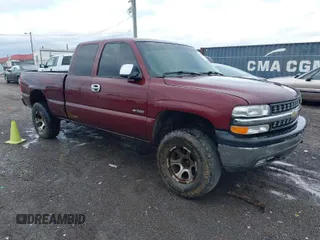 2001 Chevrolet Silverado 1500 LS with VIN 1GCEK19T91E116109, listed as a IAAI auction lot 41725561 with 1 mi miles. Bid and sale history available at carsss.com. Image 1.