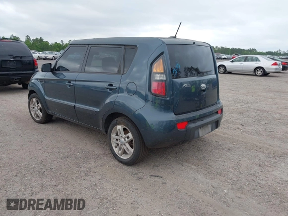 2011 Kia Soul + with VIN KNDJT2A29B7346601, listed as a IAAI auction lot 42128954 with 247,952 mi miles. Bid and sale history available at carsss.com. Image 3.