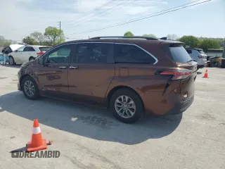 2021 Toyota Sienna XLE with VIN 5TDYRKEC1MS045992, listed as a Copart auction lot 52883385 with 47,847 mi miles and Clean Title. Bid and sale history available at DreamBid. Image 2.