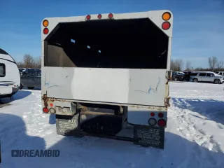 2017 Ford F-550 XL with VIN 1FDUF5GT4HDA08499, listed as a Copart auction lot 41792125 with 105,467 mi miles and Clean Title. Bid and sale history available at carsss.com. Image 6.