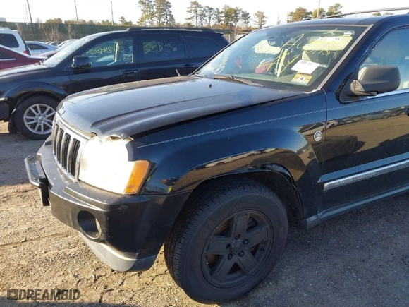 2006 Jeep Grand Cherokee Limited with VIN 1J8HR58266C137133, listed as a IAAI auction lot 41766600 with NaN miles. Bid and sale history available at carsss.com. Image 6.