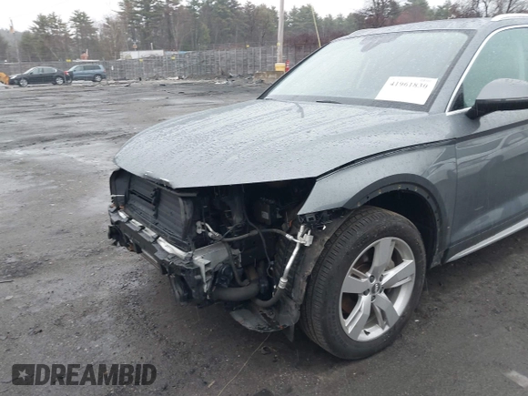 2018 Audi Q5 Premium Plus with VIN WA1BNAFY8J2087305, listed as a IAAI auction lot 41961830 with 128,163 mi miles. Bid and sale history available at carsss.com. Image 6.