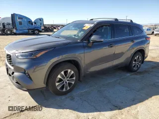 2022 Toyota Highlander Hybrid XLE z VIN 5TDHBRCH6NS551718, wystawiony jako Copart lot #47105095 z przebiegiem 116 263 mil mil oraz Szkoda całkowita • Salvage title. Historia ofert i sprzedaży dostępna na DreamBid. Obrazek 1.