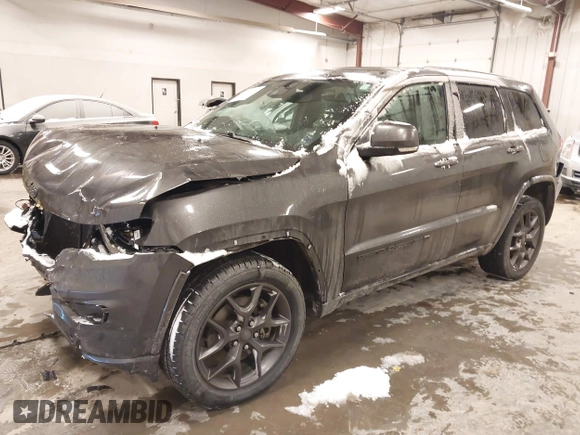2021 Jeep Grand Cherokee 80th Anniversary z VIN 1C4RJFBG2MC736010, wystawiony jako IAAI lot #41355729 z przebiegiem 45 588 mil mil oraz . Historia ofert i sprzedaży dostępna na DreamBid. Obrazek 17.
