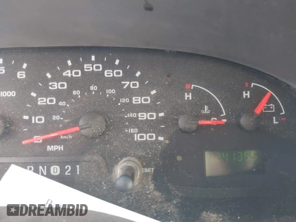 2005 Ford Econoline Cargo with VIN 1FTNE24L15HA46713, listed as a IAAI auction lot 41727365 with 424,135 mi miles. Bid and sale history available at carsss.com. Image 7.
