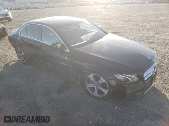 2018 Mercedes-Benz E-Class E 300 with VIN WDDZF4JB9JA320495, listed as a Copart auction lot 40448373 with 48,435 mi miles. Bid and sale history available at carsss.com. Image 4.