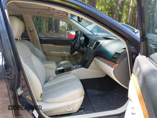 2013 Subaru Outback Limited with VIN 4S4BRCKC0D3251043, listed as a IAAI auction lot 42562400 with 265,520 mi miles and . Bid and sale history available at DreamBid. Image 5.