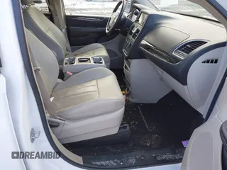 2015 Chrysler Town & Country LX with VIN 2C4RC1AG0FR676463, listed as a IAAI auction lot 41269495 with 83,020 mi miles and . Bid and sale history available at carsss.com. Image 5.
