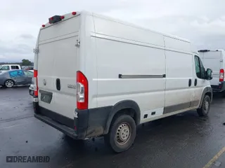 2025 Ram ProMaster Cargo Van Tradesman with VIN 3C6LRVDG5SE507517, listed as a IAAI auction lot 41658113 with 4,547 mi miles. Bid and sale history available at carsss.com. Image 4.
