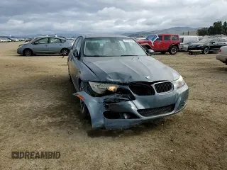 2011 BMW 3 Series 328i z VIN WBAPH5C52BA445975, wystawiony jako Copart lot #54179105 z przebiegiem 117 147 mil mil oraz Szkoda całkowita • Salvage title. Historia ofert i sprzedaży dostępna na DreamBid. Obrazek 13.