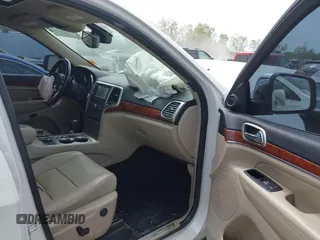 2011 Jeep Grand Cherokee Limited z VIN 1J4RR5GTXBC519319, wystawiony jako IAAI lot #42199900 z przebiegiem 193 359 mil mil oraz . Historia ofert i sprzedaży dostępna na DreamBid. Obrazek 5.