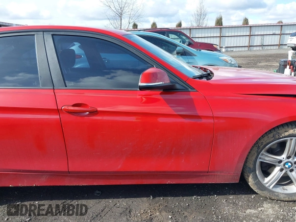 2013 BMW 3 Series 328i xDrive with VIN WBA3B5C51DF590673, listed as a IAAI auction lot 41720742 with 91,147 mi miles. Bid and sale history available at carsss.com. Image 13.