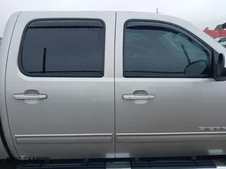 2008 GMC Sierra 1500 Work Truck with VIN 2GTEK13M881169431, listed as a IAAI auction lot 41435930 with 132,787 mi miles. Bid and sale history available at carsss.com. Image 13.