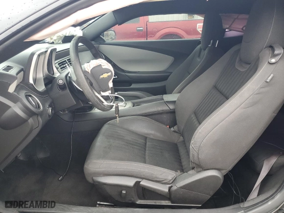 2015 Chevrolet Camaro LS with VIN 2G1FB1E32F9232135, listed as a Copart auction lot 86593684 with 121,757 mi miles and Salvage Title. Bid and sale history available at carsss.com. Image 7.