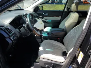 2016 Ford Explorer Platinum z VIN 1FM5K8HT8GGC52573, wystawiony jako Copart lot #57137975 z przebiegiem 146 451 mil mil oraz Szkoda całkowita • Salvage title. Historia ofert i sprzedaży dostępna na DreamBid. Obrazek 7.