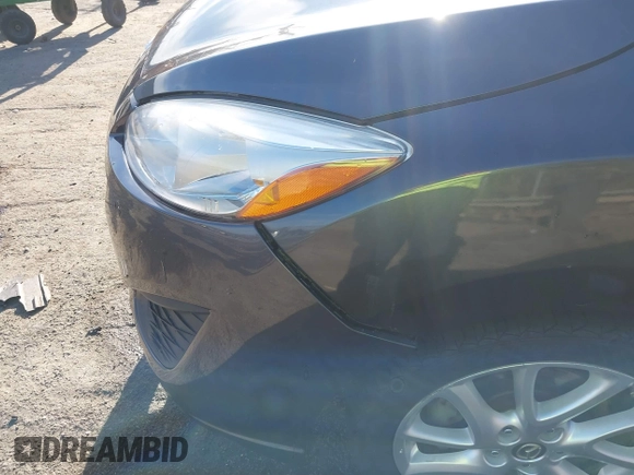 2014 Mazda 5 Touring with VIN JM1CW2CL3E0169367, listed as a IAAI auction lot 41673896 with 137,244 mi miles. Bid and sale history available at carsss.com. Image 17.