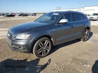 2015 Audi SQ5 Premium Plus with VIN WA1CGAFP5FA140125, listed as a Copart auction lot 81338544 with 105,647 mi miles and Salvage Title. Bid and sale history available at carsss.com. Image 1.