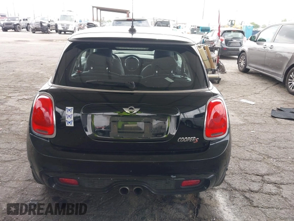 2018 MINI Hardtop Cooper S with VIN WMWXP7C59J2A49312, listed as a IAAI auction lot 42131468 with 64,192 mi miles and . Bid and sale history available at DreamBid. Image 17.