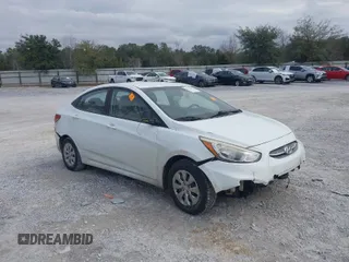 2016 Hyundai Accent SE z VIN KMHCT4AE4GU115317, wystawiony jako IAAI lot #41537048 z przebiegiem 81 544 mil mil oraz . Historia ofert i sprzedaży dostępna na DreamBid. Obrazek 1.