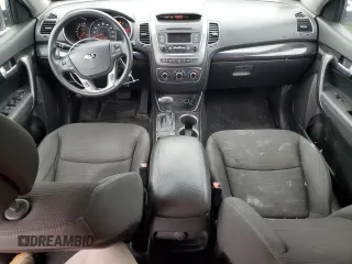 2014 Kia Sorento LX with VIN 5XYKT3A67EG445972, listed as a Copart auction lot 48033185 with 174,544 mi miles and Salvage Title. Bid and sale history available at carsss.com. Image 8.
