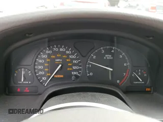 2002 Saturn LS z VIN 1G8JU54F32Y529705, wystawiony jako Copart lot #71895554 z przebiegiem 60 088 mil mil oraz Szkody całkowita. Historia ofert i sprzedaży dostępna na DreamBid. Obrazek 9.