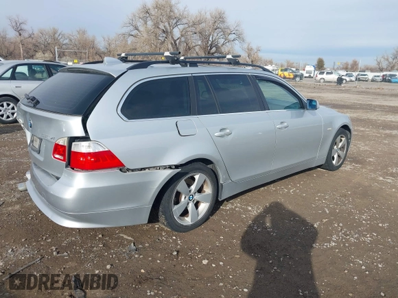 2006 BMW 5 Series 530xi with VIN WBANN73506CN01479, listed as a IAAI auction lot 40933082 with 200,464 mi miles and . Bid and sale history available at carsss.com. Image 4.