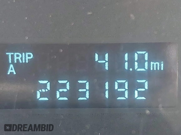 2008 Ford Escape XLT with VIN 1FMCU93178KD40865, listed as a IAAI auction lot 42007729 with 223,192 mi miles. Bid and sale history available at carsss.com. Image 7.