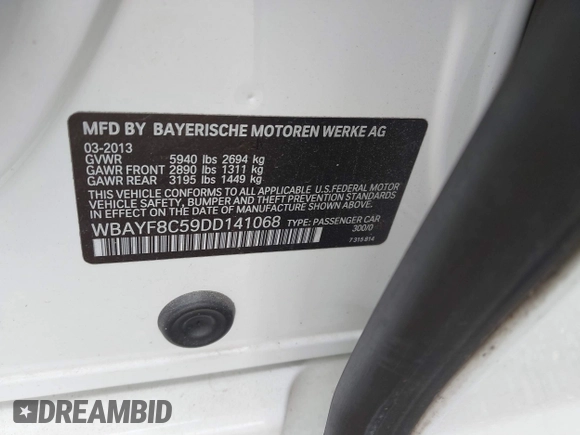 2013 BMW 7 Series 750Li xDrive with VIN WBAYF8C59DD141068, listed as a IAAI auction lot 41868043 with 92,727 mi miles. Bid and sale history available at carsss.com. Image 9.