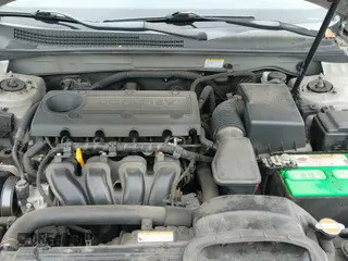 2009 Hyundai Sonata GLS с VIN 5NPET46C99H467570, выставлен на аукционе IAAI как лот 43512718 с пробегом 184 759 миль миль и . История ставок и продаж доступна на DreamBid. Изображение 14.