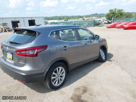 2021 Nissan Rogue Sport S with VIN JN1BJ1AW4MW438055, listed as a IAAI auction lot 40187237 with 68,858 mi miles. Bid and sale history available at carsss.com. Image 4.