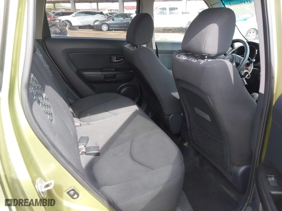 2011 Kia Soul ! with VIN KNDJT2A21B7195625, listed as a IAAI auction lot 41896664 with 131,678 mi miles. Bid and sale history available at carsss.com. Image 8.