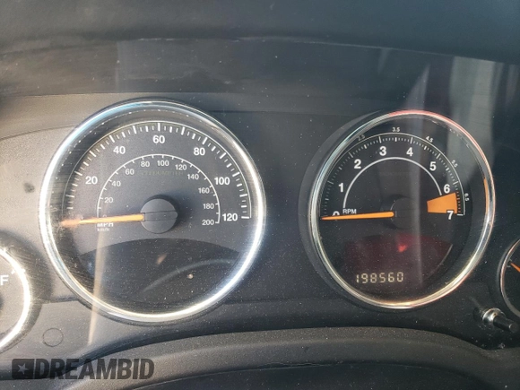 2015 Jeep Compass High Altitude Edition with VIN 1C4NJDEB8FD395566, listed as a Copart auction lot 86682874 with 198,560 mi miles and Salvage Title. Bid and sale history available at carsss.com. Image 9.