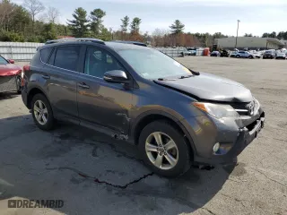2015 Toyota RAV4 XLE with VIN 2T3RFREV3FW328368, listed as a Copart auction lot 52646065 with 198,322 mi miles and Clean Title. Bid and sale history available at carsss.com. Image 4.