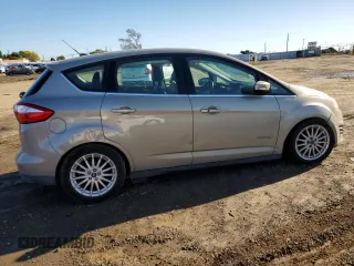 2016 Ford C-Max SEL with VIN 1FADP5BU0GL106974, listed as a Copart auction lot 43627245 with 161,766 mi miles and Salvage Title. Bid and sale history available at DreamBid. Image 3.