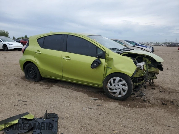 2015 Toyota Prius One z VIN JTDKDTB32F1103011, wystawiony jako Copart lot #57503755 z przebiegiem Nie podano mil oraz Szkoda całkowita • Salvage title. Historia ofert i sprzedaży dostępna na DreamBid. Obrazek 4.