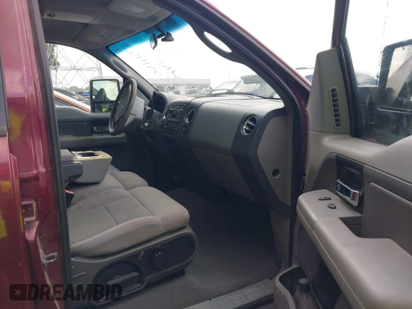 2005 Ford F-150 XLT z VIN 1FTPW145X5FA79884, wystawiony jako IAAI lot #42631899 z przebiegiem 202 964 mil mil oraz . Historia ofert i sprzedaży dostępna na DreamBid. Obrazek 5.